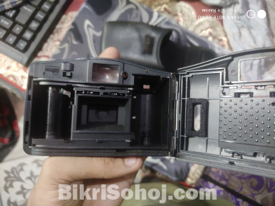 Yashica Ez View